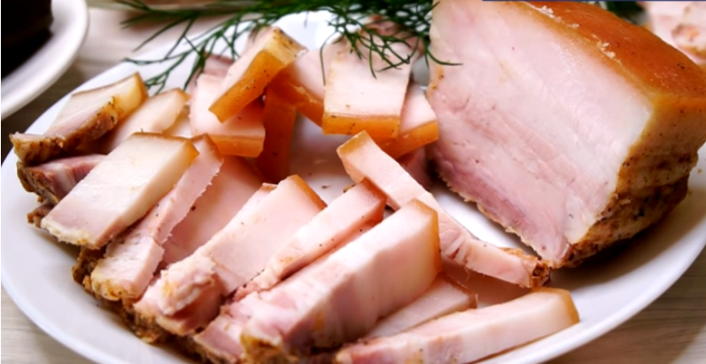 Как приготовить сало в пакете: проще простого и предельно вкусно