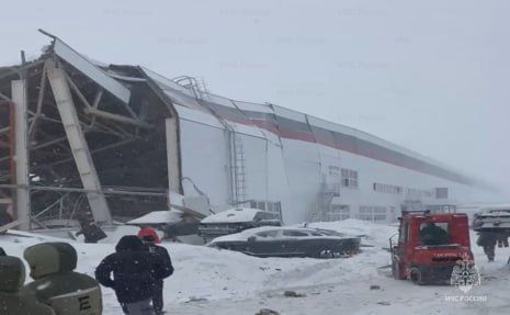 ЧП в Липецкой области: Крыша автозавода рухнула на рабочих, есть пострадавшие