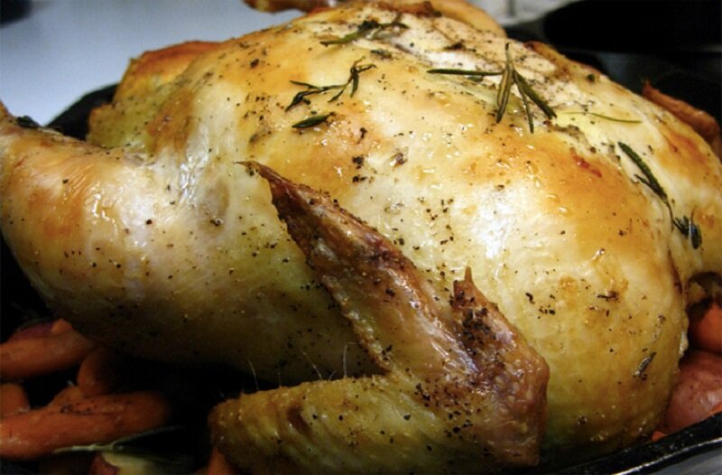 Курица с травами и лимоном: Ресторанный вкус у вас на кухне