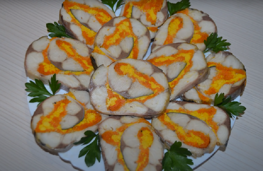 Вкусные и доступные закуски для праздничного стола