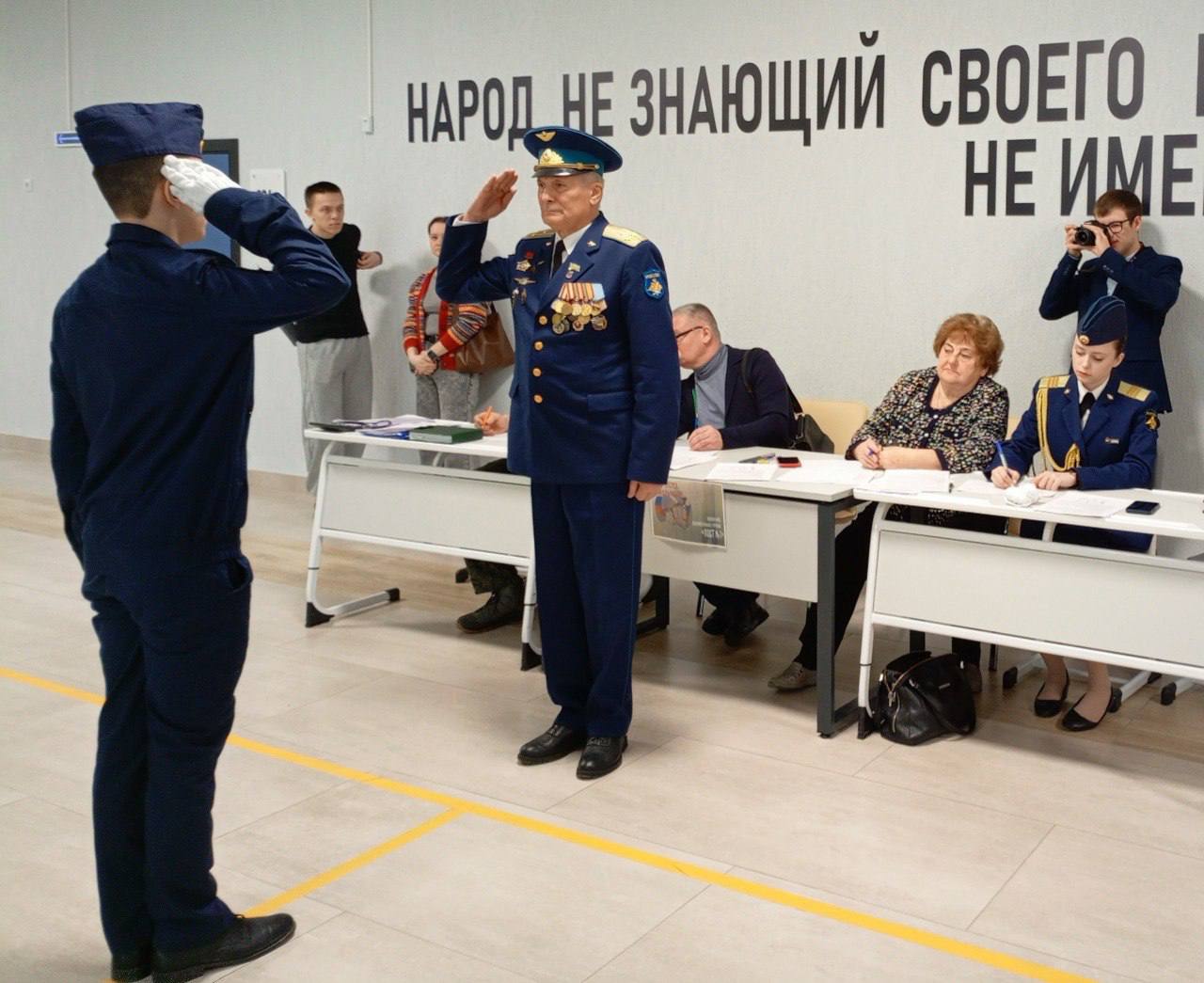 Юные патриоты показали свои силы в военно-спортивной игре «Вперед, мальчишки!» Юные патриоты показали свои силы в военно-спортивной игре «Вперед, мальчишки!»