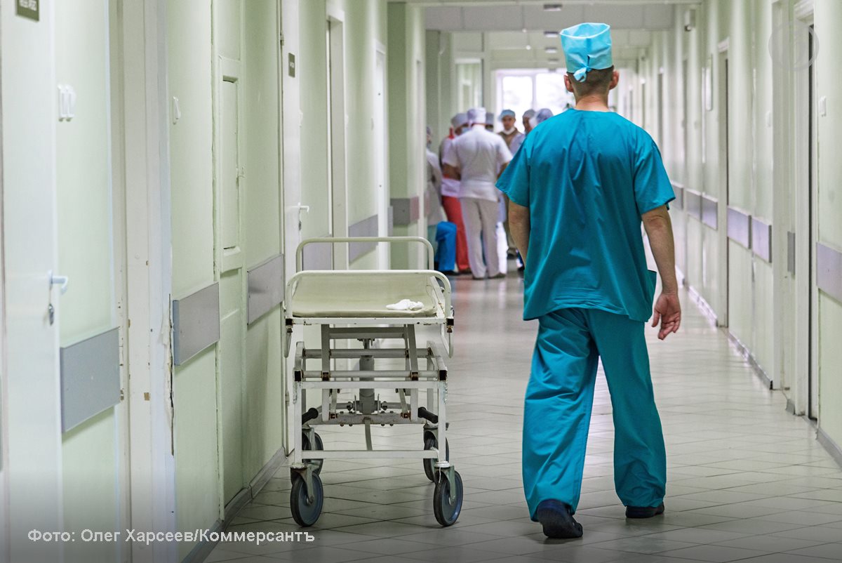 Четверо сотрудников «Моторинвеста» остаются в больницах после обрушения кровли цеха