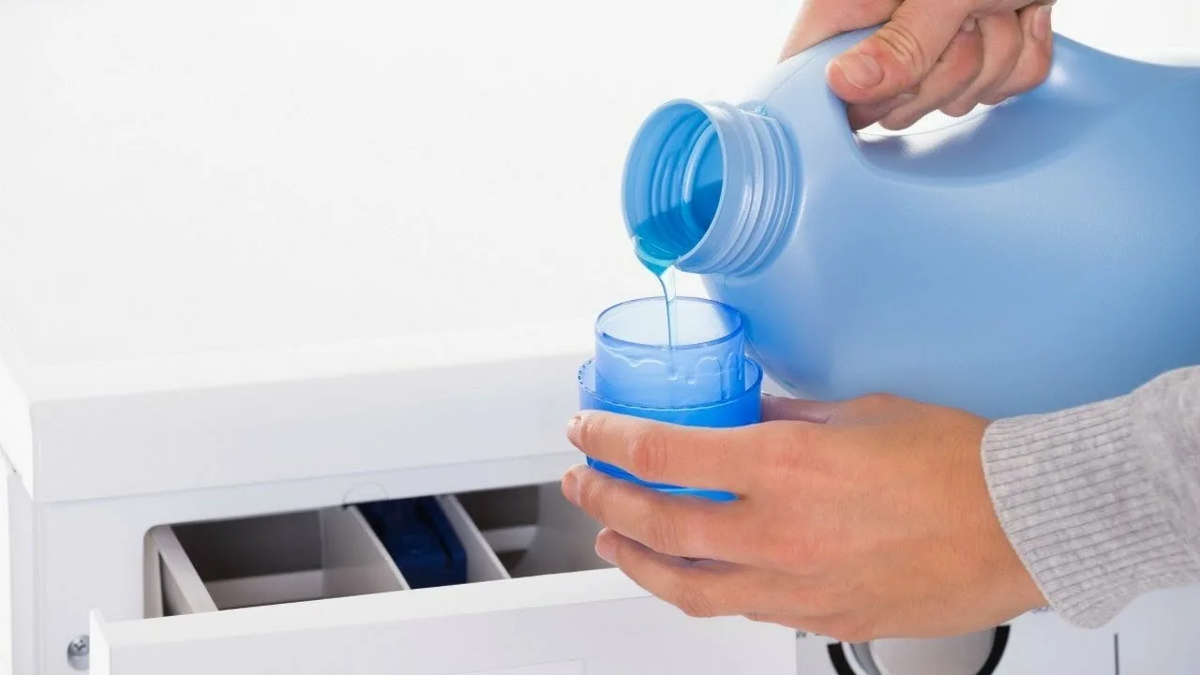 Гели для стирки: почему они могут сделать ваши вещи серыми