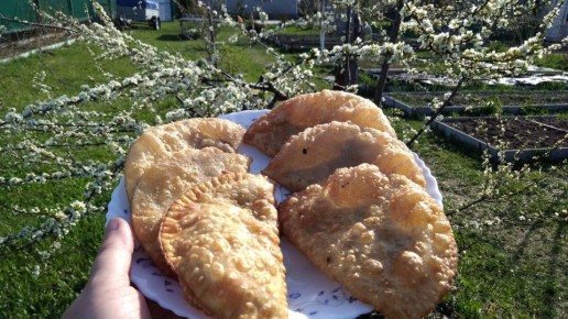 Как приготовить идеальные чебуреки: секреты и простой рецепт