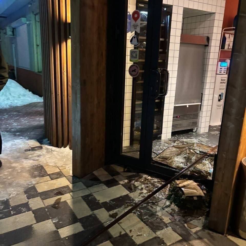 Липчанка захотела ночью выпить кофейку Липчанка захотела ночью выпить кофейку