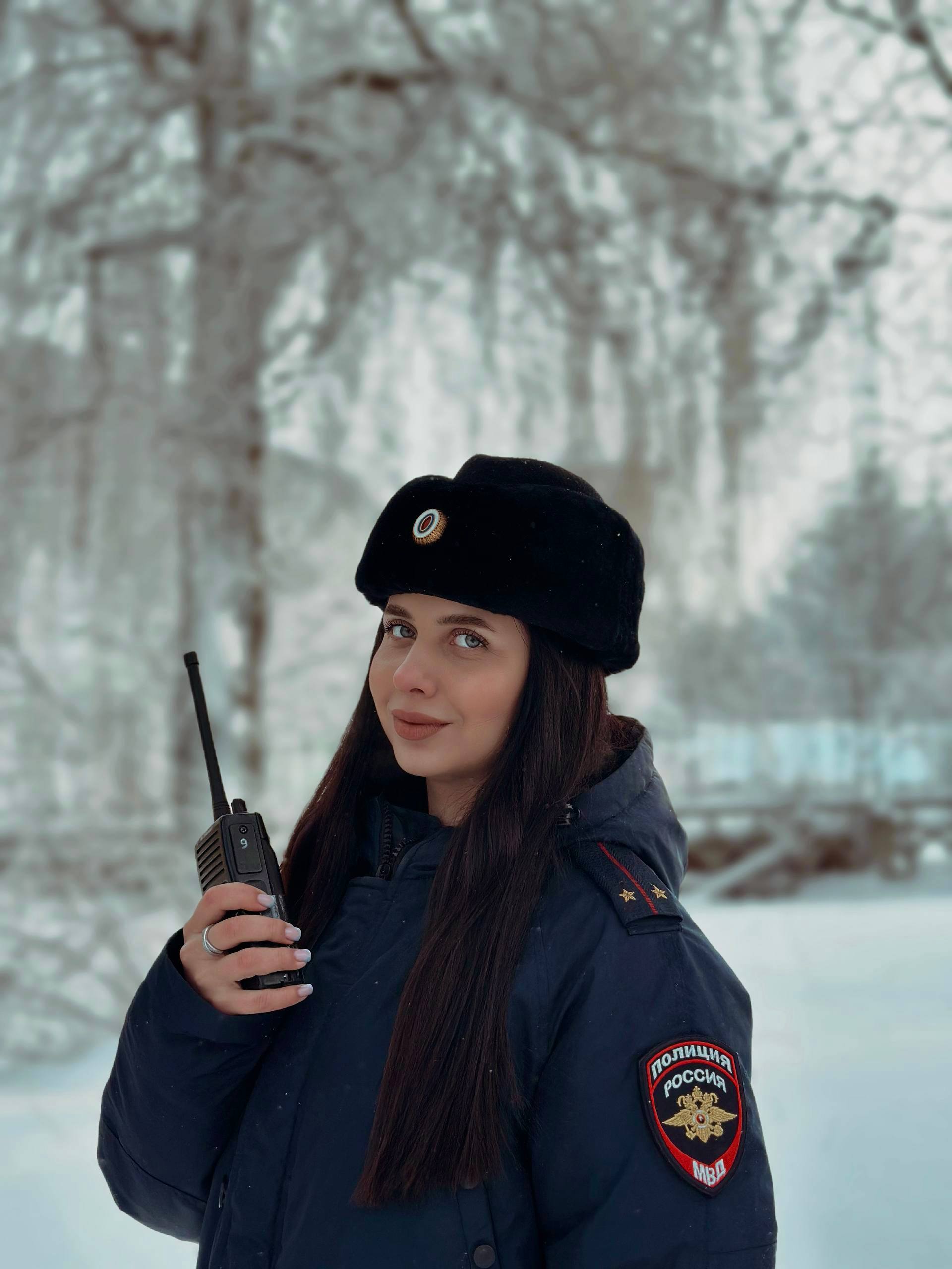 Дознаватель группы дознания лейтенант полиции Мария Воронина с первым дыханием весны желает, чтобы ваши маршруты были легкими, а пути — прямыми