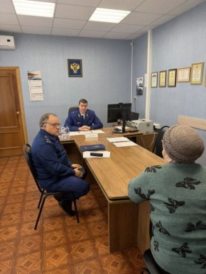 Мобильная приемная прокуратуры Липецкой области под руководством прокурора региона Геннадия Анисимова сегодня работала в Задонском районе
