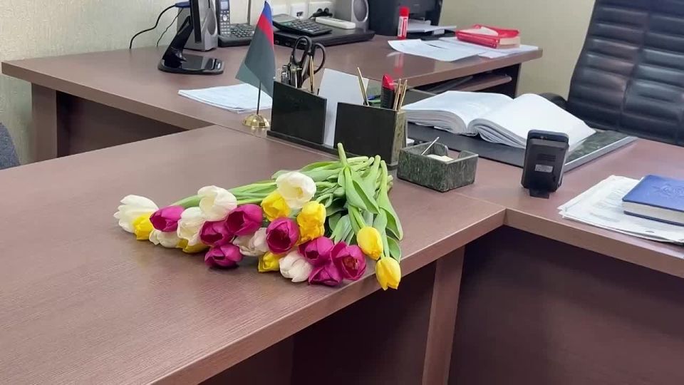 Весна начинается с тёплых слов — слов благодарности и искреннего восхищения