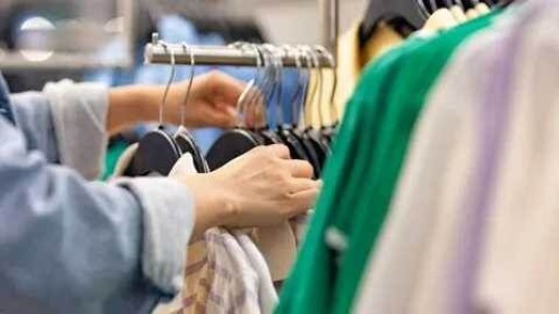 Почему стоит стирать новую одежду перед первым использованием