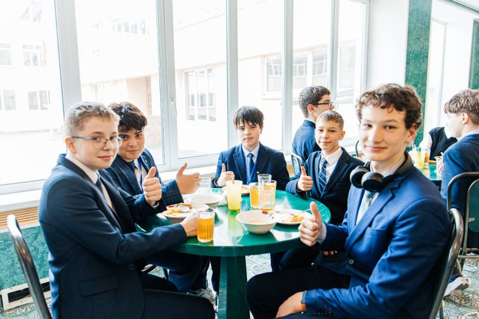 �� ������� �������� ��������� � �������� �12 � ��������� � �������� ��������