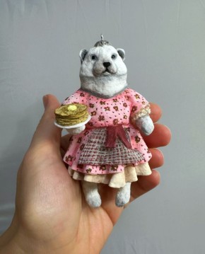Медведица с блинами: новогодняя игрушка, вдохновившая на Масленицу