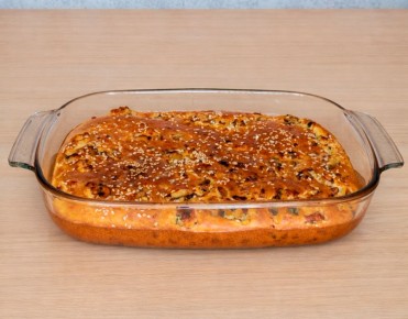 Восхитительный заливной пирог с курицей, грибами и шпинатом