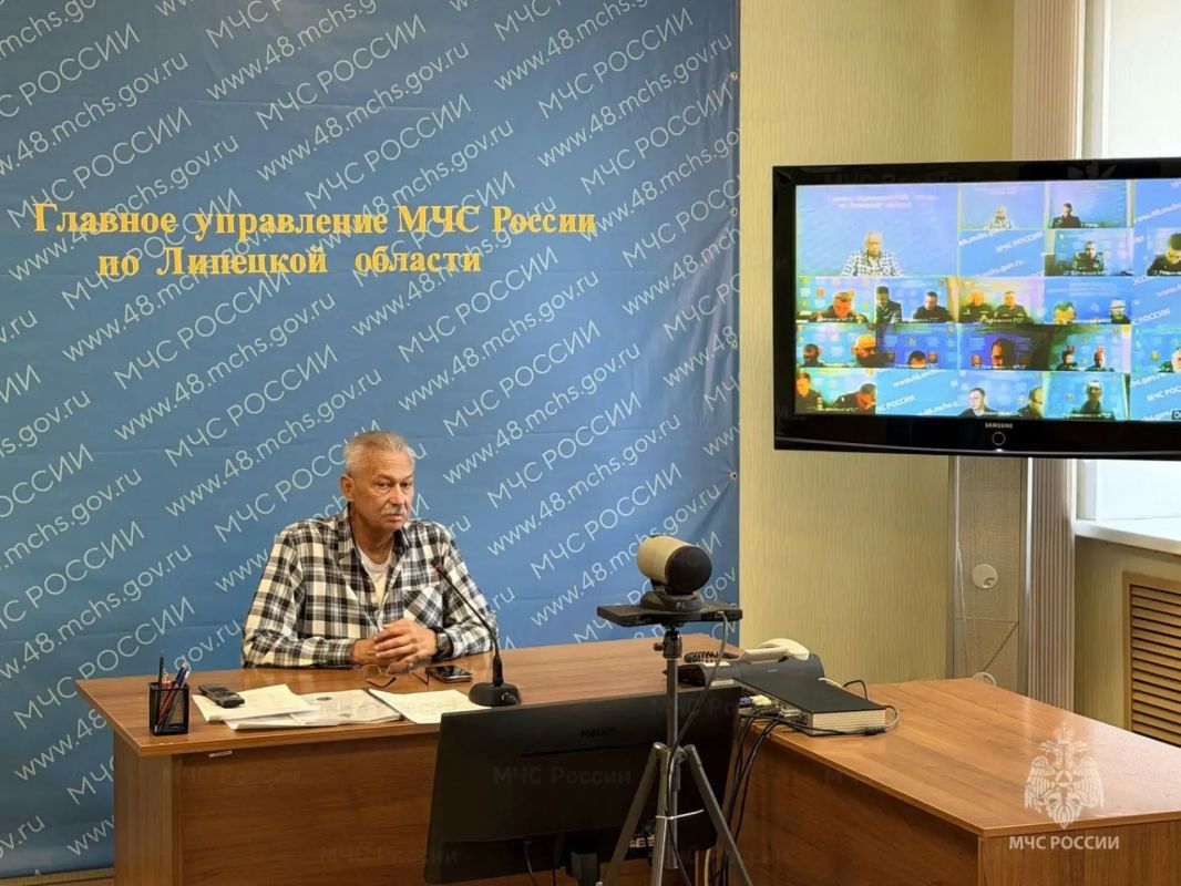 В преддверии 100-летия государственного пожарного надзора в Главном управлении состоялся «Урок мужества» В преддверии 100-летия государственного пожарного надзора в Главном управлении состоялся «Урок мужества»