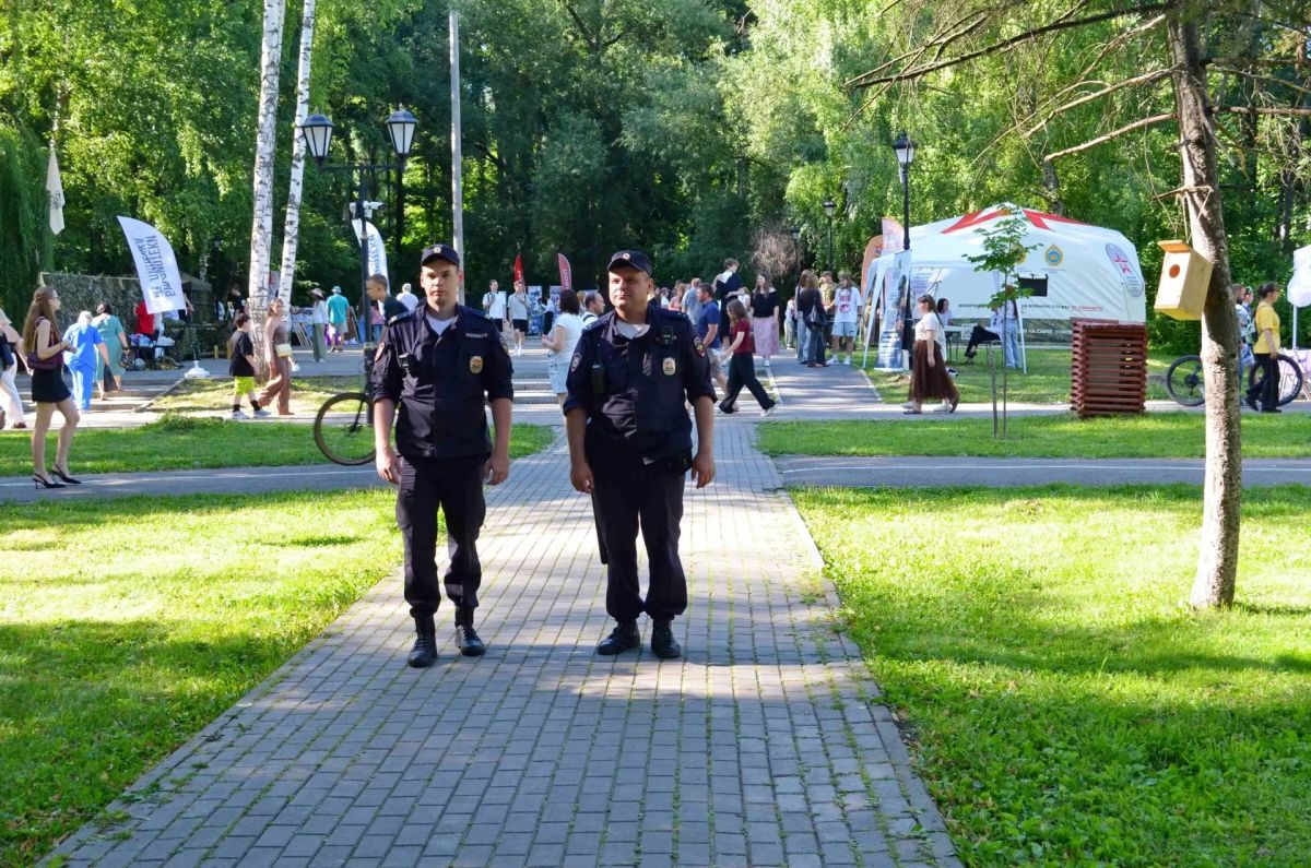 В Липецке сотрудники полиции обеспечили охрану общественного порядка в рамках празднования Дня города