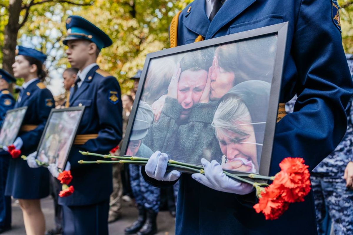 Сегодня, в День солидарности в борьбе с терроризмом, почтили память жертв террористических актов Сегодня, в День солидарности в борьбе с терроризмом, почтили память жертв террористических актов