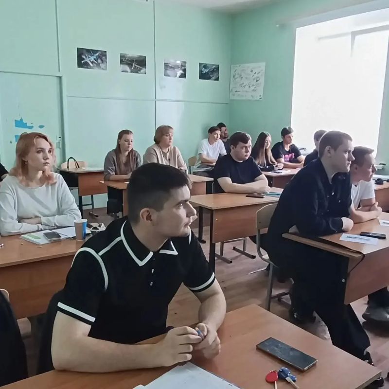 От квартир до аудиторий: «ИнформУИК» пришёл в техникумы Луховиц От квартир до аудиторий: «ИнформУИК» пришёл в техникумы Луховиц