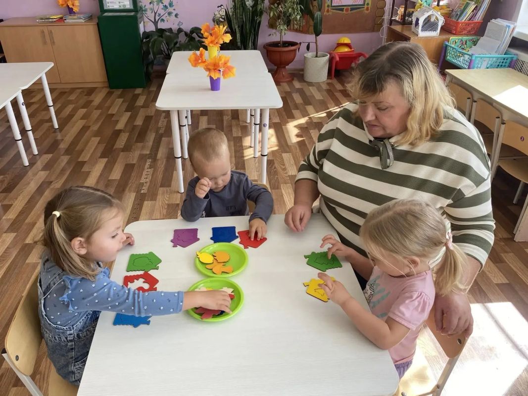 Педагоги Липецкого округа поделились с коллегами из ДНР дидактическими играми Педагоги Липецкого округа поделились с коллегами из ДНР дидактическими играми