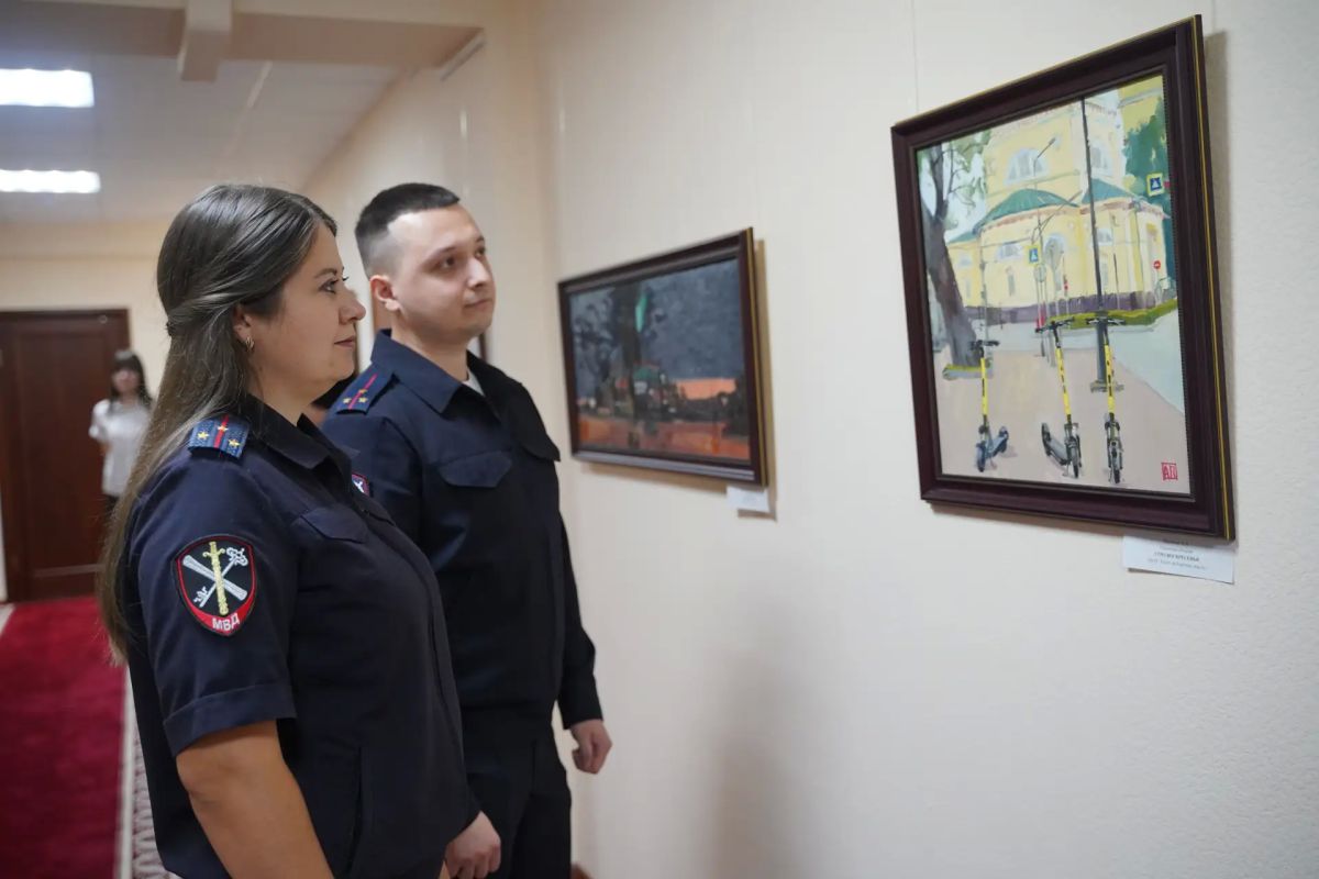 В УМВД России по Липецкой области открылась выставка «Грани русского пейзажа В УМВД России по Липецкой области открылась выставка «Грани русского пейзажа