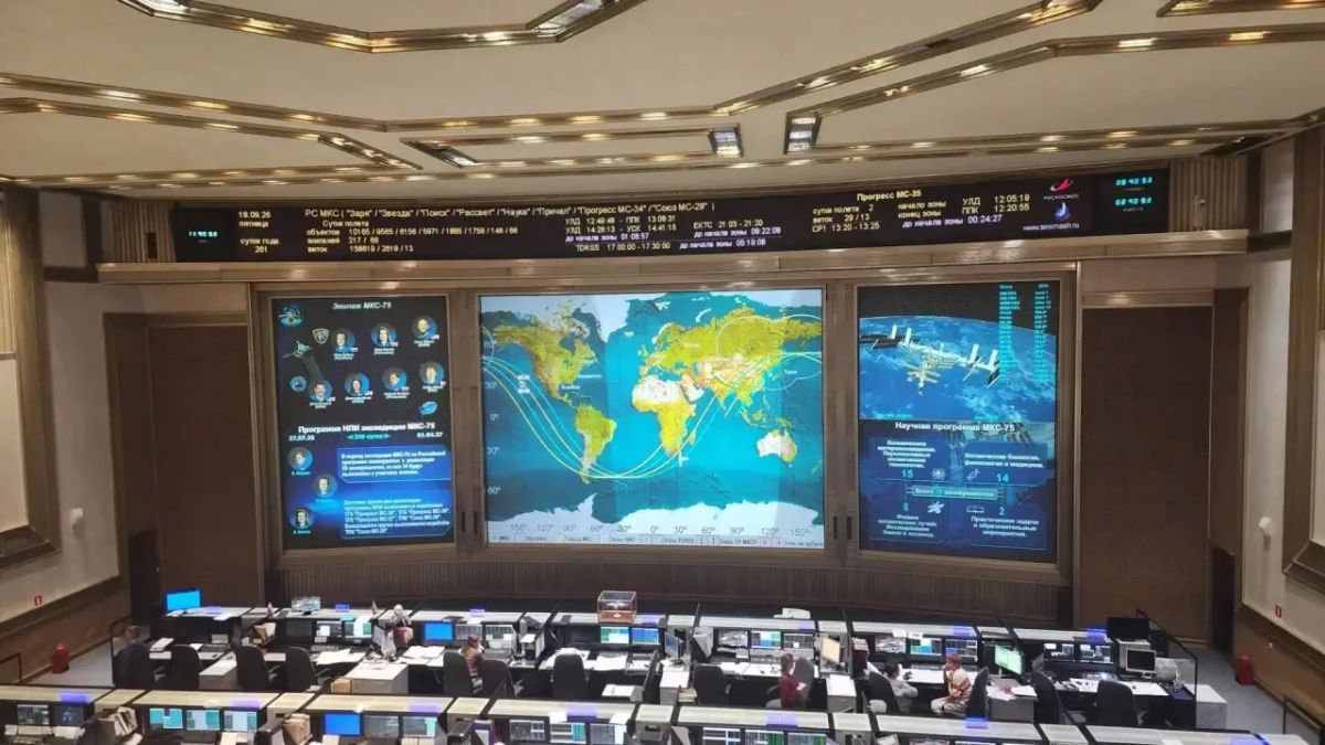 Космонавты на МКС проголосовали на выборах через прямую связь с Землей в Королеве Космонавты на МКС проголосовали на выборах через прямую связь с Землей в Королеве