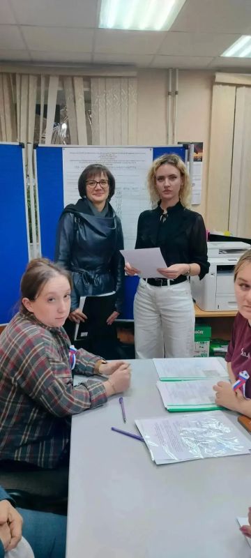 Идет работа в ТИКАХ. Тишина в помещениях для голосования, участковые избирательные комиссии подписали протоколы, и теперь активная работа переместилась в территориальные комиссии Идет работа в ТИКАХ. Тишина в помещениях для голосования, участковые избирательные комиссии подписали протоколы, и теперь активная работа переместилась в территориальные комиссии