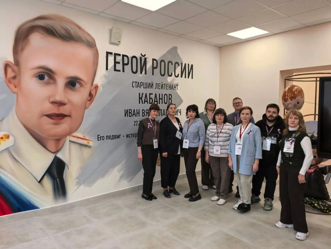 Идет голосование! В Магаданской области свои двери открыли именные избирательные участки Идет голосование! В Магаданской области свои двери открыли именные избирательные участки
