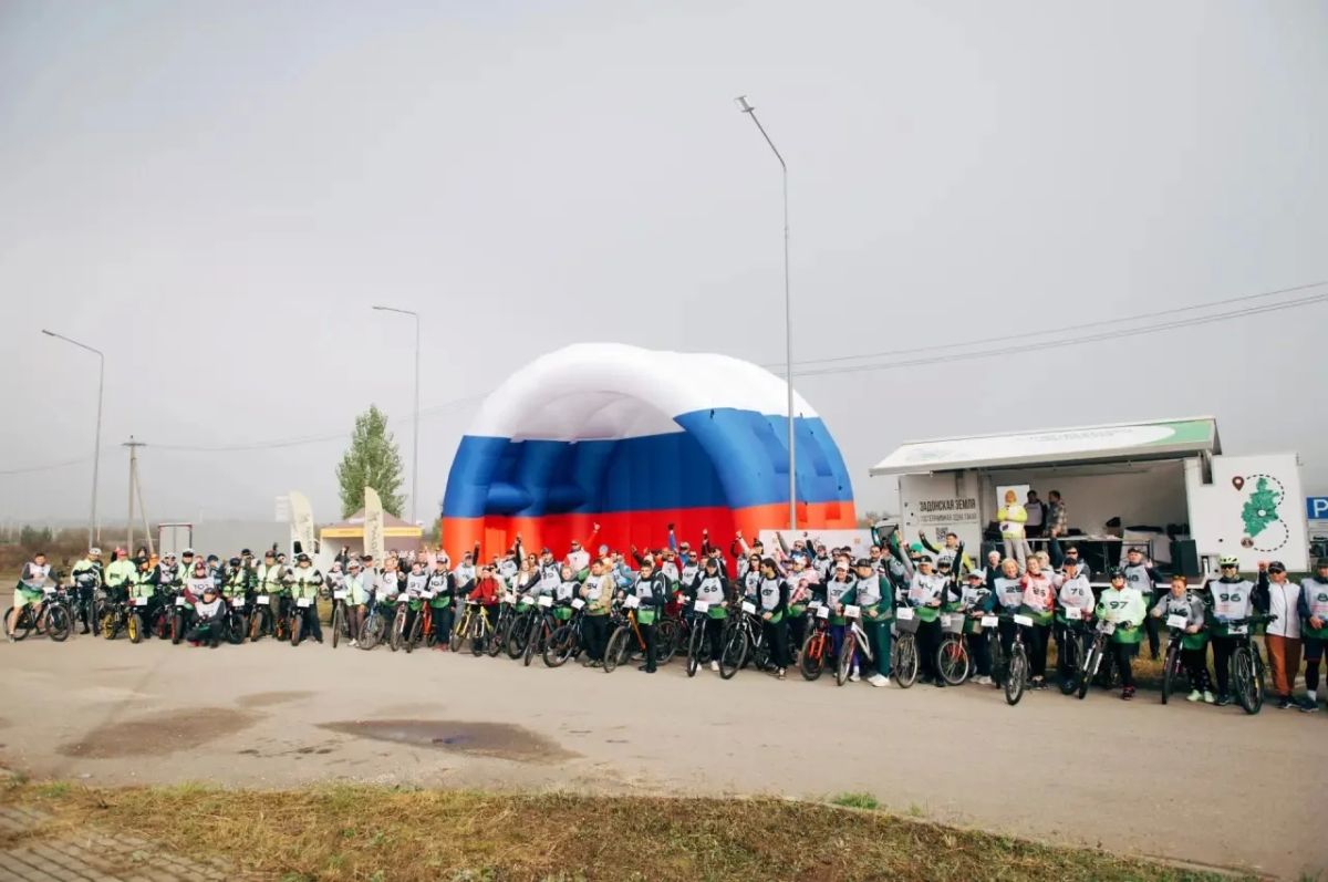 33 км проедут по Задонскому округу больше 100 велосипедистов 33 км проедут по Задонскому округу больше 100 велосипедистов