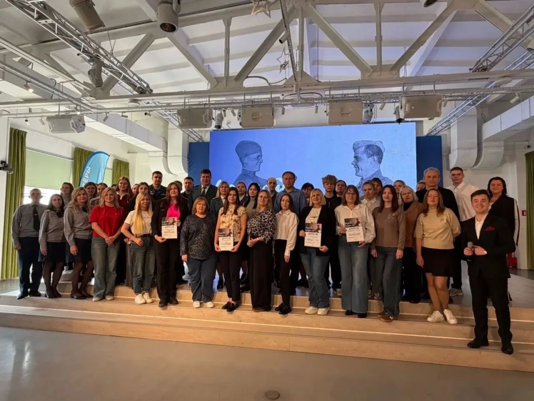 В Липецке прошла историческая игра «Родной Vопрос» В Липецке прошла историческая игра «Родной Vопрос»