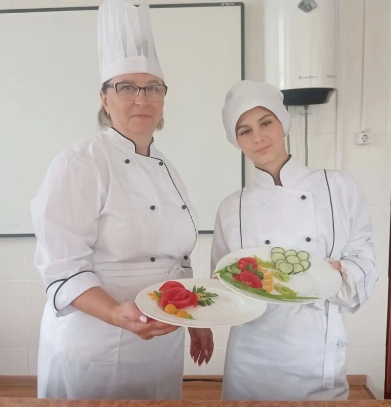 Поздравление министра образования Липецкой области Дмитрия Демихова Поздравление министра образования Липецкой области Дмитрия Демихова