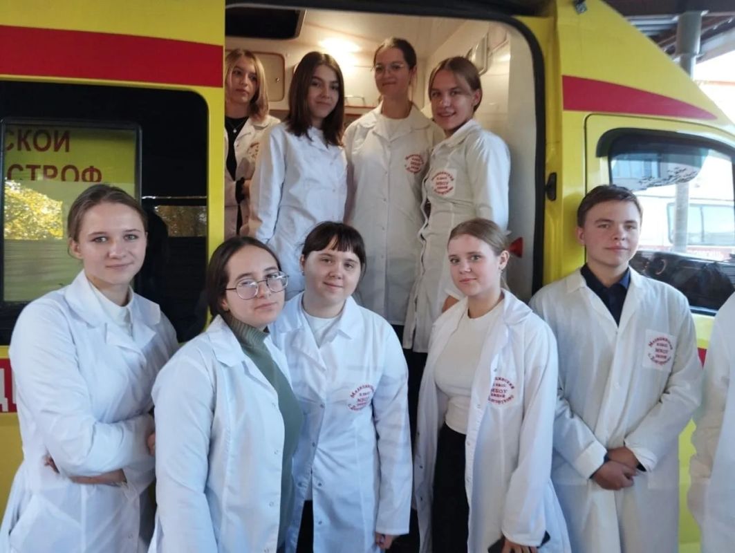 Поздравление министра образования Липецкой области Дмитрия Демихова Поздравление министра образования Липецкой области Дмитрия Демихова