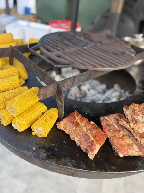 Ммммммм, какая вкуснота и красота сегодня на ул. Ленина в Липецке. Там в самом разгаре «Ярмарка на Дворянской» Ммммммм, какая вкуснота и красота сегодня на ул. Ленина в Липецке. Там в самом разгаре «Ярмарка на Дворянской»