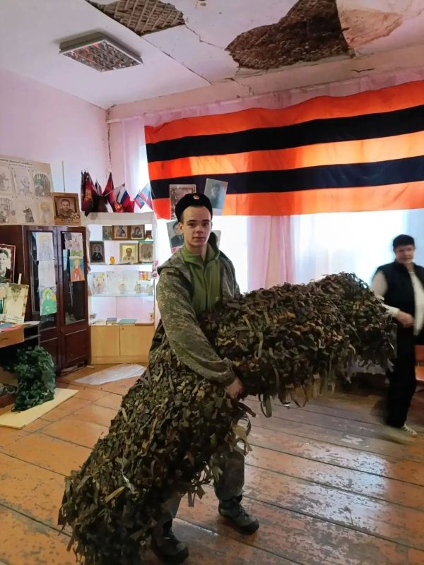 >2 тонн гумпомощи собрали жители Липецкого округа на фронт >2 тонн гумпомощи собрали жители Липецкого округа на фронт