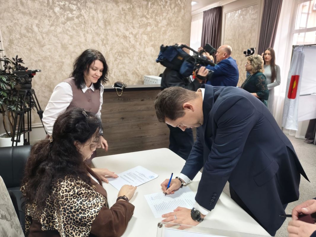 Председателем Липецкого областного Совета избран Владимир Сериков