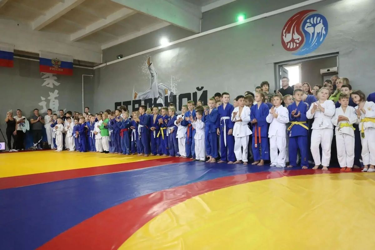 Турнир по дзюдо памяти участника СВО Сергея Глухова провели в Данкове Турнир по дзюдо памяти участника СВО Сергея Глухова провели в Данкове