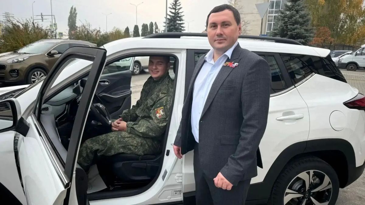 Автомобиль в качестве технического средства реабилитации получил ветеран СВО Алексей Коровин из Липецка Автомобиль в качестве технического средства реабилитации получил ветеран СВО Алексей Коровин из Липецка