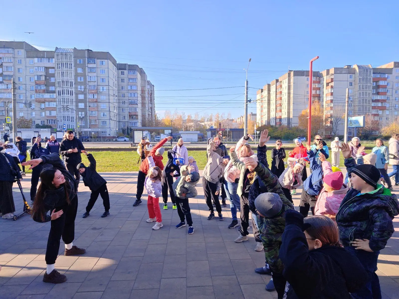 Больше 150 человек присоединились к «Экодесанту» в парке Победы в Липецке