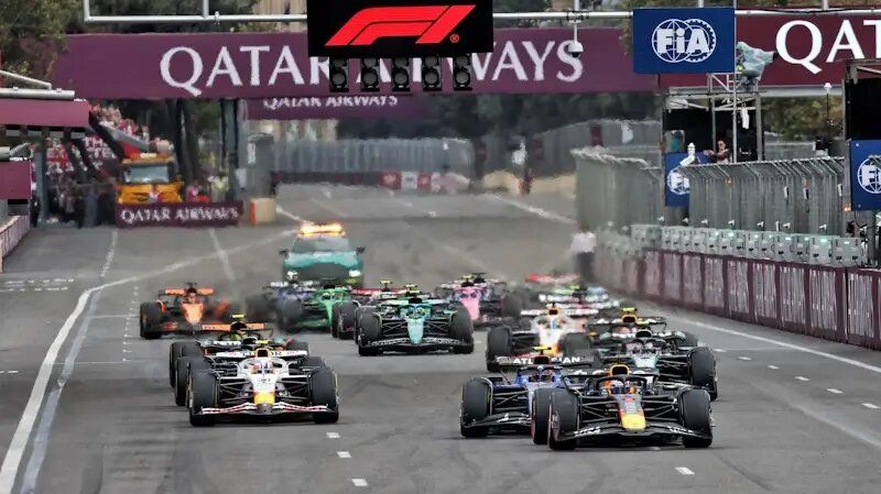 Ферстаппен показывает класс в Баку, Пиастри не доезжает до финиша, Сайнс на подиуме