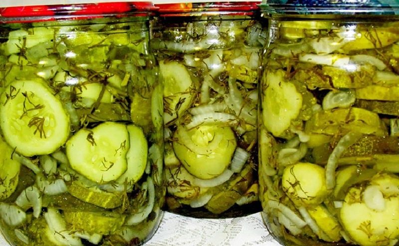 Как порадовать зимний стол: огуречный салат как свежий вкус лета
