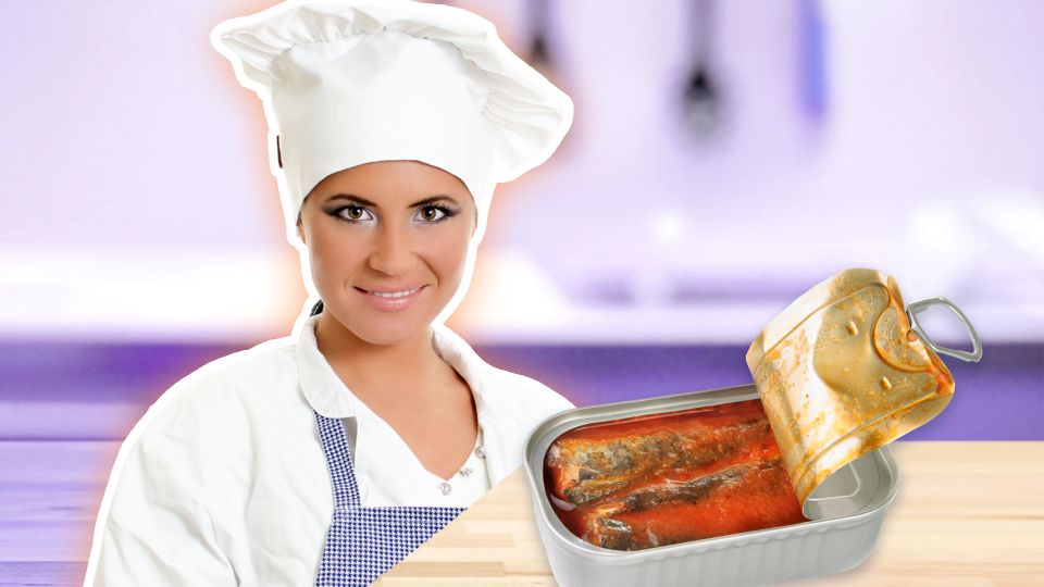 Каждая хозяйка должна знать: полезный лайфхак с консервными банками от опытных шеф-поваров