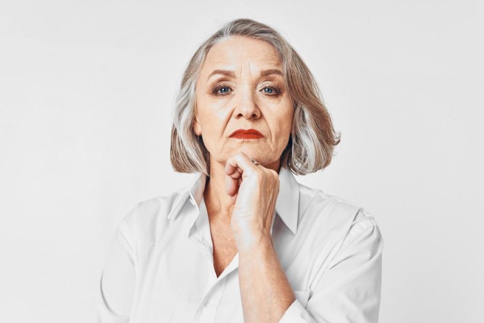 Как справиться с одиночеством после 70: пути к внутреннему гармонии