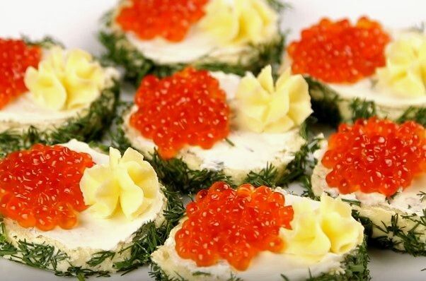 Праздничные бутерброды: 4 оригинальных рецепта для вашего стола
